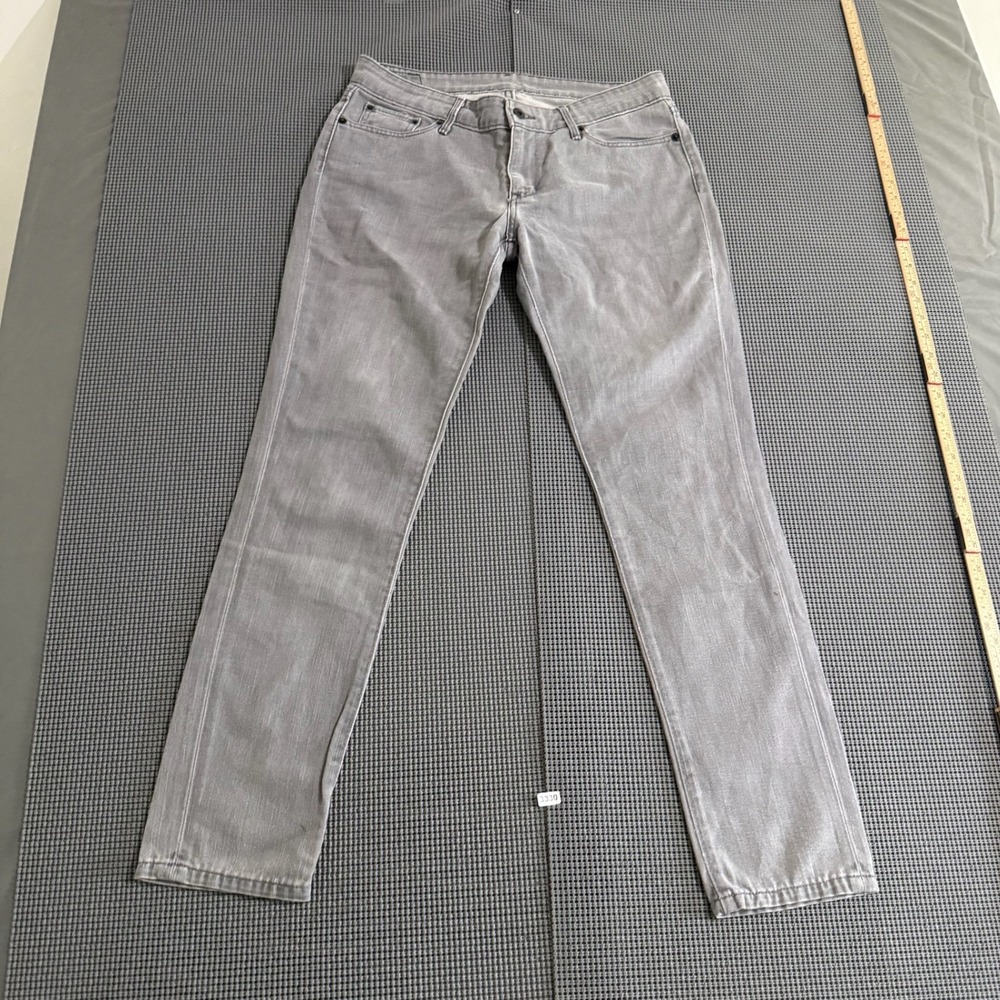 Levis Womens Gray Denim Jeans Size 10S Five Pocket